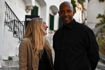 dakotafanningdaily-theequalizer3photocallinatrani-008.jpg
