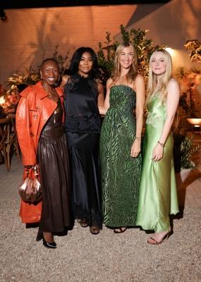 dakotafanningdaily-celebratingullajohnson-008.jpg
