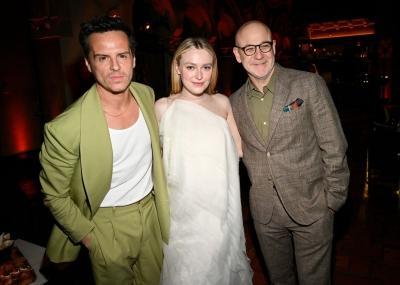 dakotafanningdaily-ripleylapremiere-0040.jpg