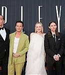 dakotafanningdaily-ripleylapremiere-0027.jpg