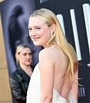 dakotafanningdaily-ripleylapremiere-0127.jpg