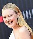 dakotafanningdaily-ripleylapremiere-0129.jpg