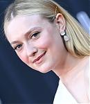 dakotafanningdaily-ripleylapremiere-0131.jpg