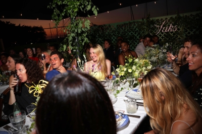 dakotafanningdaily-saksummerdinner-008.jpg