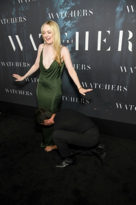 dakotafanningdaily-thewatchersnypremiere-0011.jpg