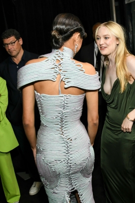 dakotafanningdaily-thewatchersnypremiere-0026.jpg