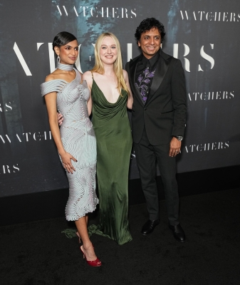 dakotafanningdaily-thewatchersnypremiere-0079.jpg