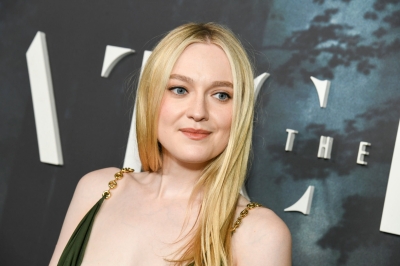 dakotafanningdaily-thewatchersnypremiere-0115.jpg