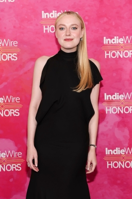 dakotafanningdaily-indiewirehonorsinla-018.jpg