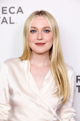 dakotafanningdaily-mastermindtothinklikeakillerpremiere-016.jpg