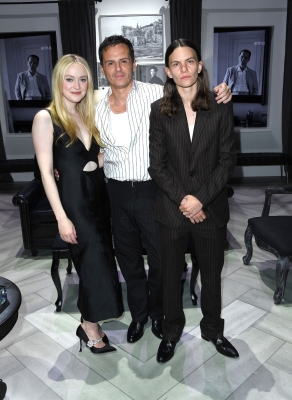 dakotafanningdaily-atasofficialripleycreening-0023.jpg