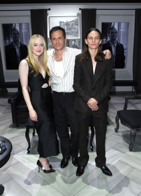 dakotafanningdaily-atasofficialripleycreening-0027.jpg