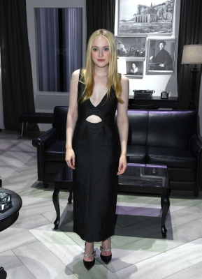 dakotafanningdaily-atasofficialripleycreening-0033.jpg