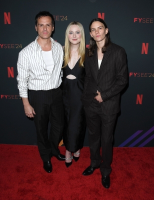 dakotafanningdaily-atasofficialripleycreening-0051.jpg