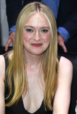dakotafanningdaily-atasofficialripleycreening-0089.jpg