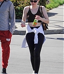 dakotafanningdaily-leavingerewhonmarket-29.jpg