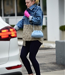 dakotafanningdaily-outinlosangeles-10.jpg
