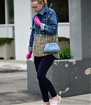 dakotafanningdaily-outinlosangeles-12.jpg