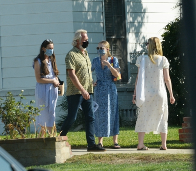dakotafanningdaily-househunting-010.jpg