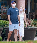 dakotafanningdaily-outinmalibu-031.jpg