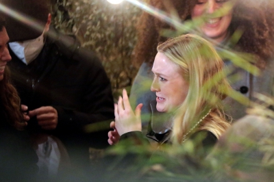 dakotafanningdaily-atsantotrastevereinrometocelebrateherbday-015.jpg