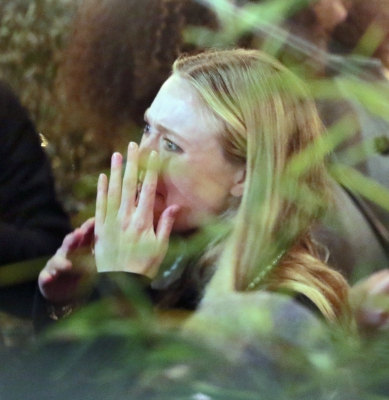 dakotafanningdaily-atsantotrastevereinrometocelebrateherbday-027.jpg