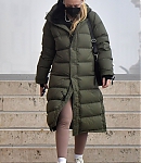 dakotafanningdaily-outandaboutinvenice-023.jpg