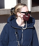dakotafanningdaily-outandaboutinvenice-048.jpg