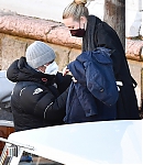 dakotafanningdaily-leavingthesetofripleyinvenice-006.jpg