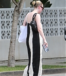 dakotafanningdaily-outandaboutinwesthollywood-002.jpg