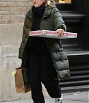 dakotafanningdaily-outandaboutinnewyorkcity-002.jpg