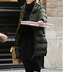 dakotafanningdaily-outandaboutinnewyorkcity-004.jpg
