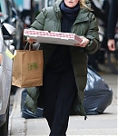 dakotafanningdaily-outandaboutinnewyorkcity-012.jpg