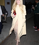 dakotafanningdaily-leavingthehbogoldeglobesafterparty-012.jpg