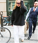 dakotafanningdaily-outinnewyork-001.jpg