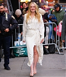 dakotafanningdaily-outsidegmanyc-056.jpg
