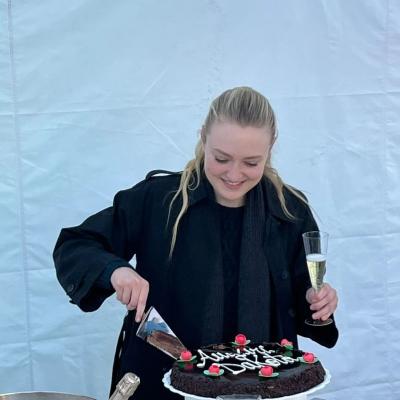 dakotafanningdaily-celebratingher28thbirthday-008.jpg