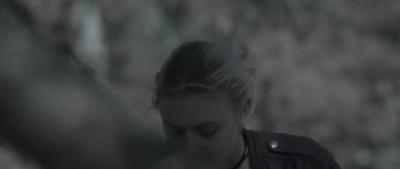 dakotafanningdaily-vienaandthefantomes-01944.jpg