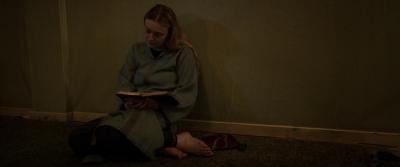 dakotafanningdaily-sweetnessinthebelly-00473.jpg