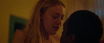 dakotafanningdaily-sweetnessinthebelly-02317.jpg