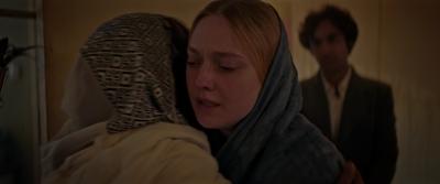 dakotafanningdaily-sweetnessinthebelly-03119.jpg