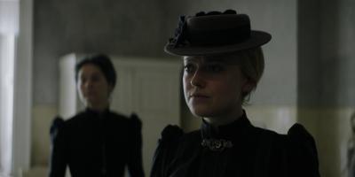 dakotafanningdaily-labyrinth-00554.jpg