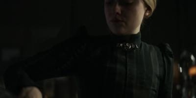 dakotafanningdaily-labyrinth-00952.jpg