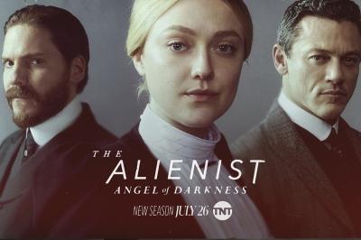 dakotafanningdaily-angelofdarkness-posters-001.jpg