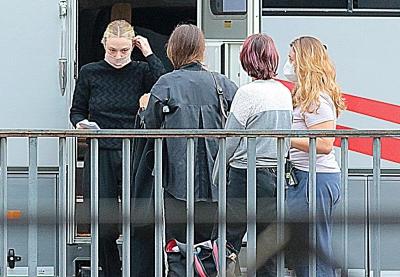 dakotafanningdaily-ripley-onsetsep15-004.jpg