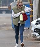 dakotafanningdaily-outandaboutinlosangeles-055.jpg
