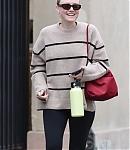 dakotafanningdaily-leavingaworkoutclass-003.jpg