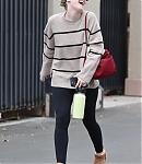 dakotafanningdaily-leavingaworkoutclass-032.jpg